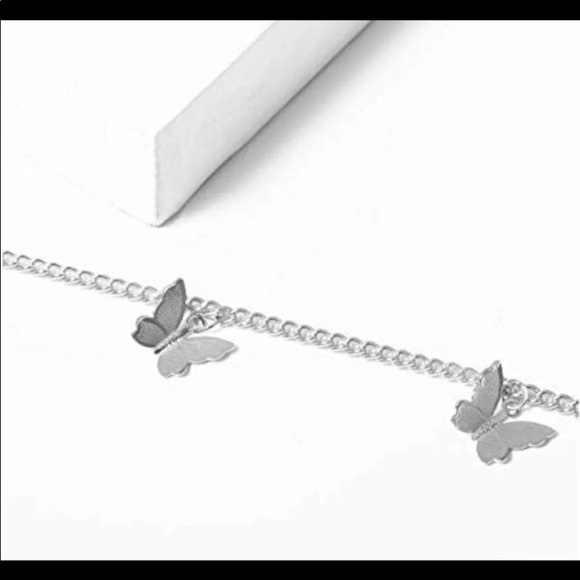 silver butterfly necklace - Picture 3 of 3